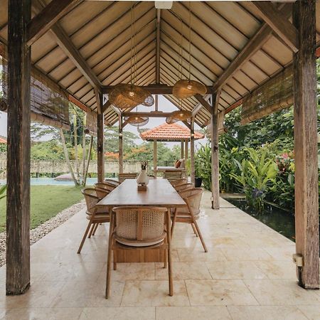 Tropical Villa Indah 울루와뚜 외부 사진