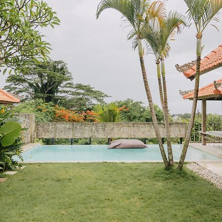 Tropical Villa Indah 울루와뚜 외부 사진