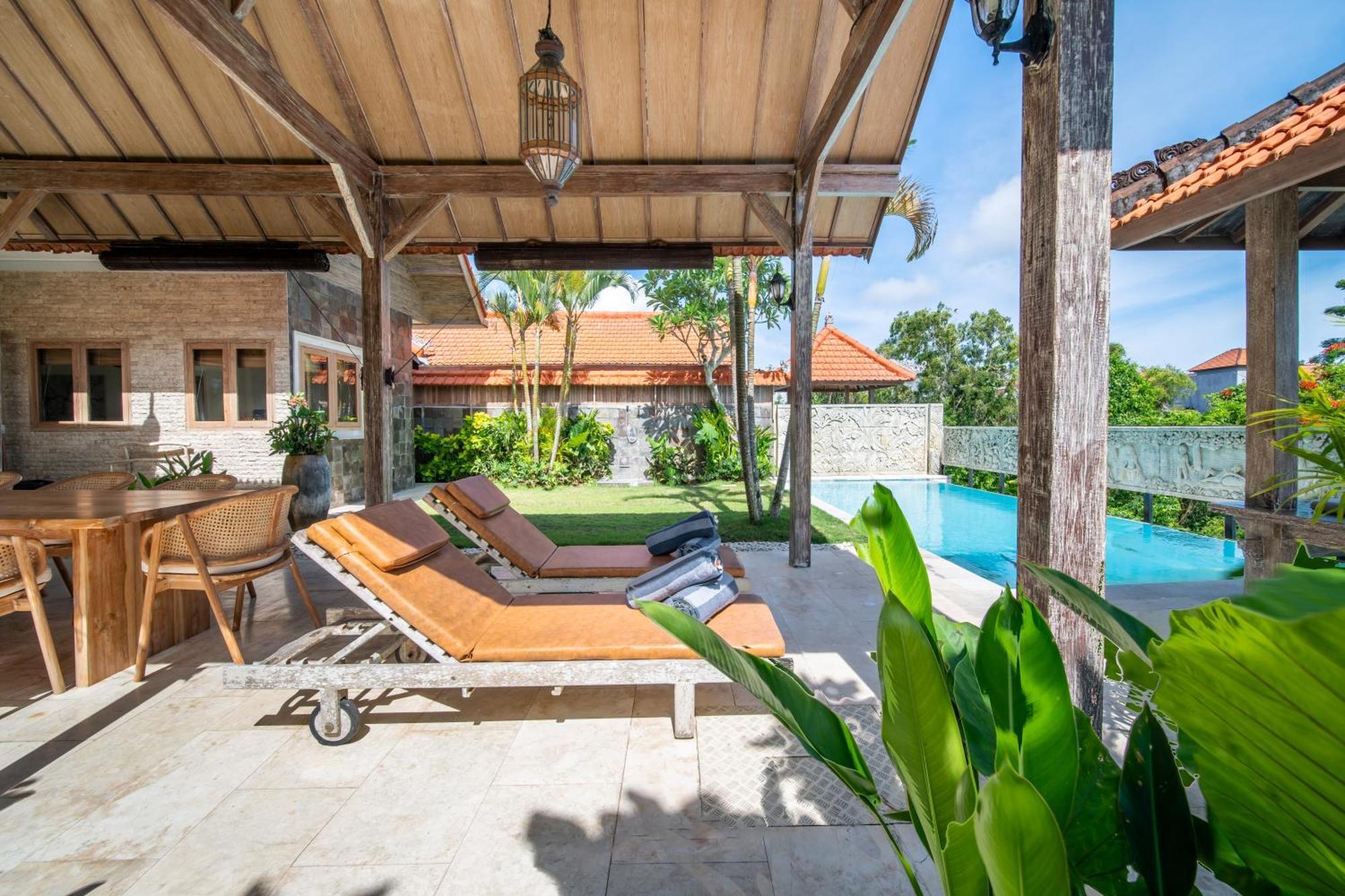 Tropical Villa Indah 울루와뚜 외부 사진